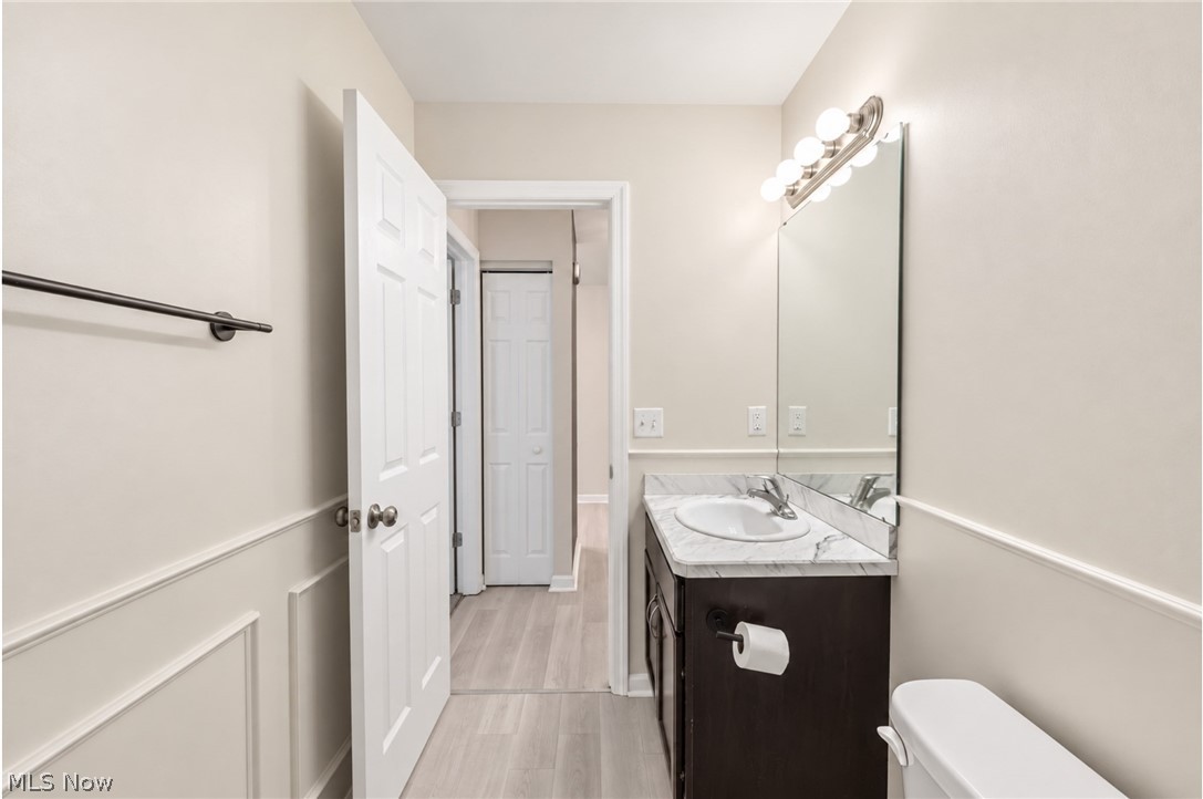 1393 Cross Cove Austintown OH 44515