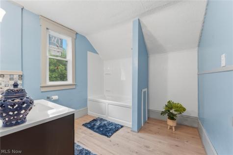 329 Girard Avenue NE Canton OH 44704