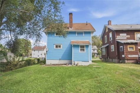 329 Girard Avenue NE Canton OH 44704