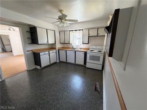 1452 Humbolt Avenue Youngstown OH 44502