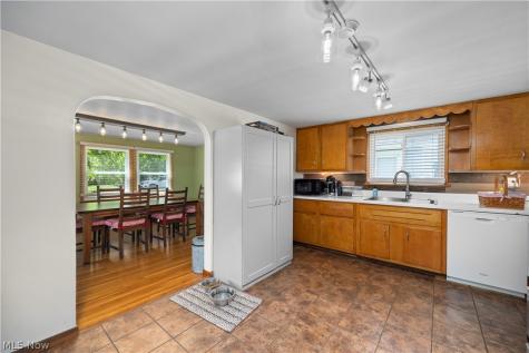 2126 Wilbert Street Sandusky OH 44870
