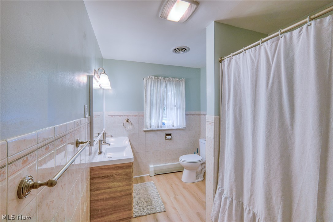 204 Ruth Street Geneva OH 44041
