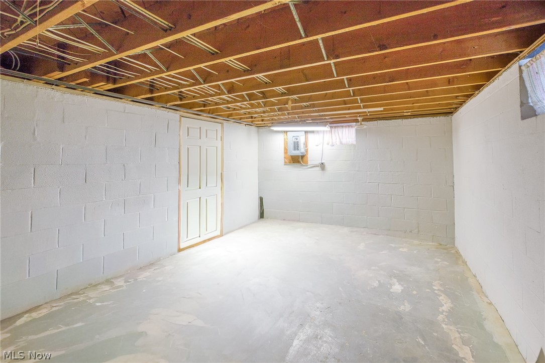 204 Ruth Street Geneva OH 44041