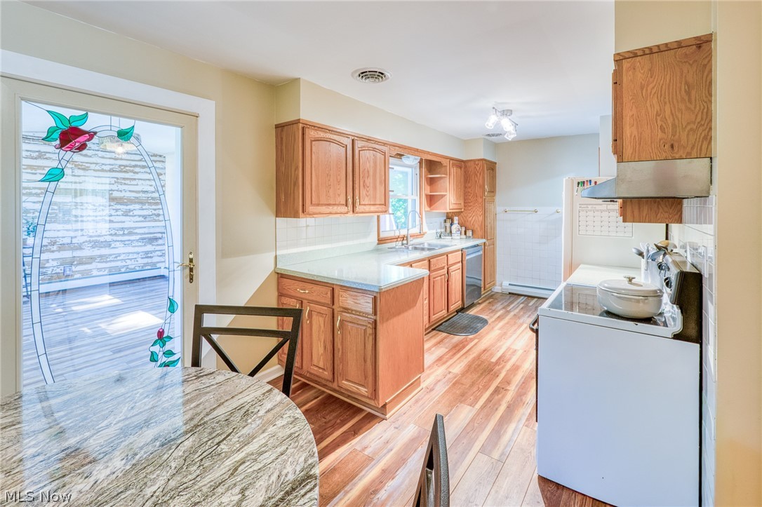 204 Ruth Street Geneva OH 44041