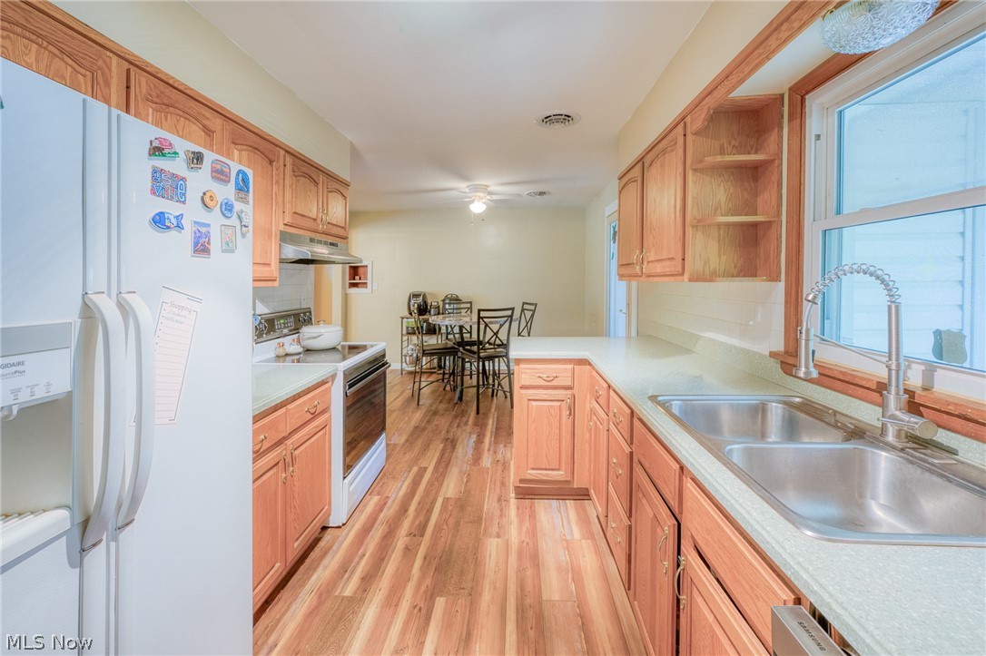 204 Ruth Street Geneva OH 44041