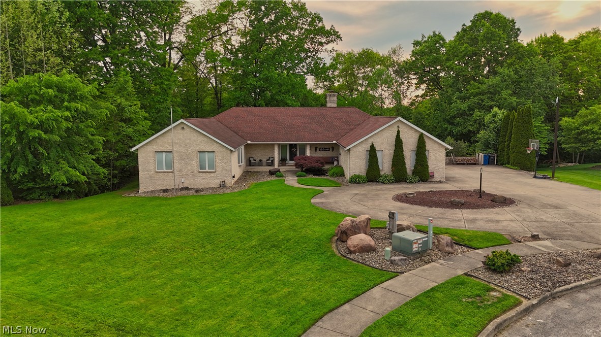 1751 Squaw Creek Drive Girard OH 44420
