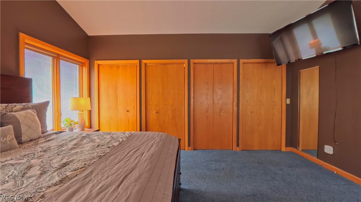 1751 Squaw Creek Drive Girard OH 44420