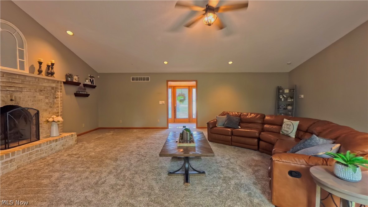 1751 Squaw Creek Drive Girard OH 44420