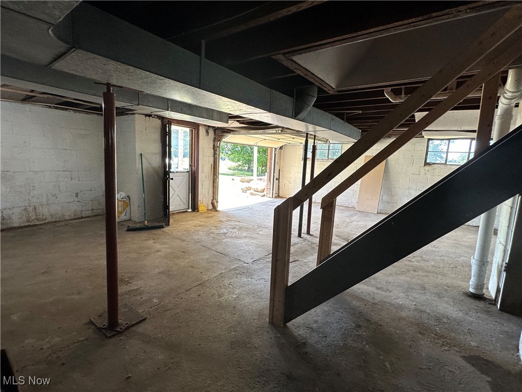 3609 Lake Rockwell Road Ravenna OH 44266