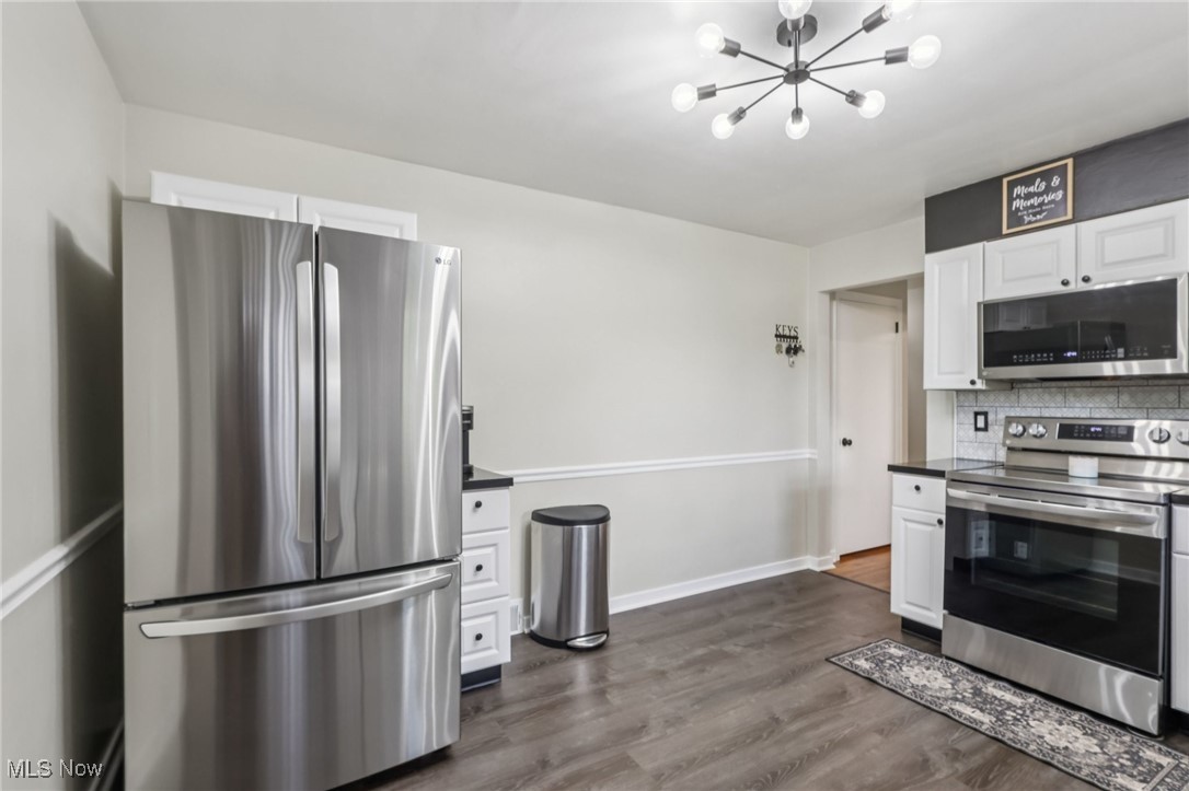 737 Moore Lane East Palestine OH 44413