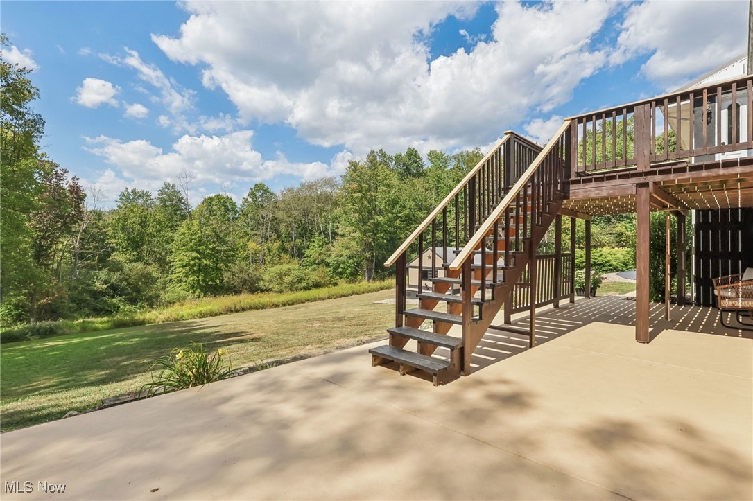 737 Moore Lane East Palestine OH 44413