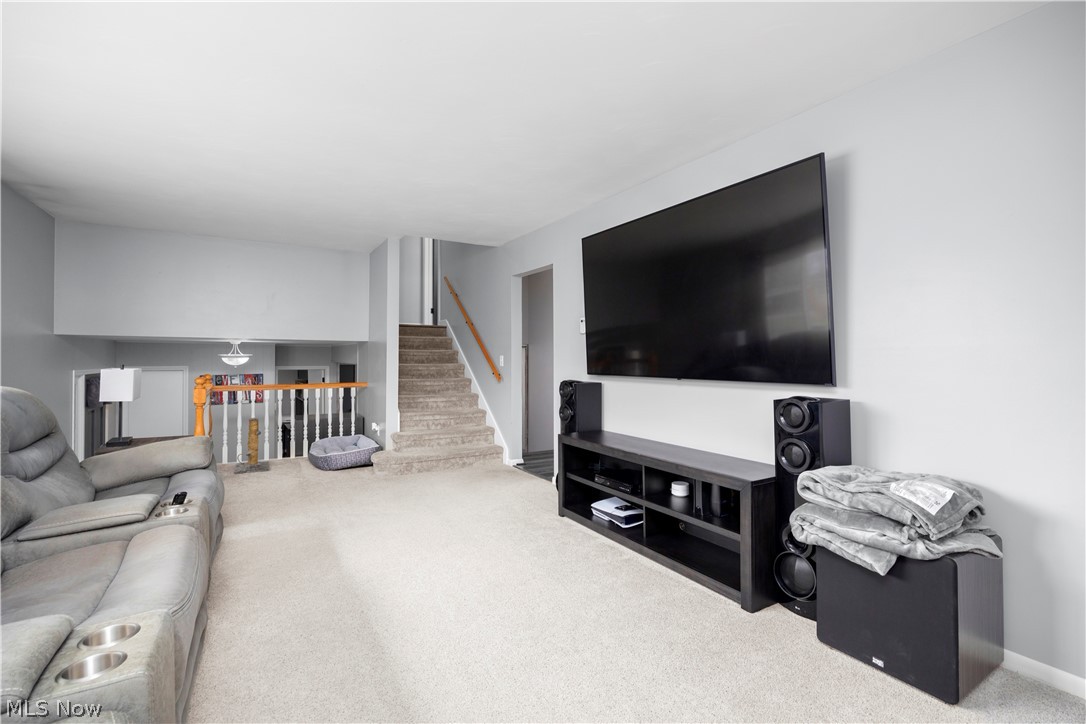 32 Elmwood Drive Greenwich OH 44837