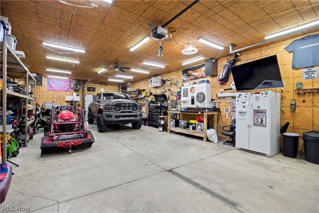 32 Elmwood Drive Greenwich OH 44837
