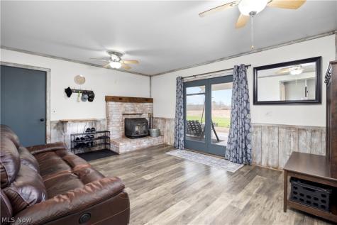 32 Elmwood Drive Greenwich OH 44837