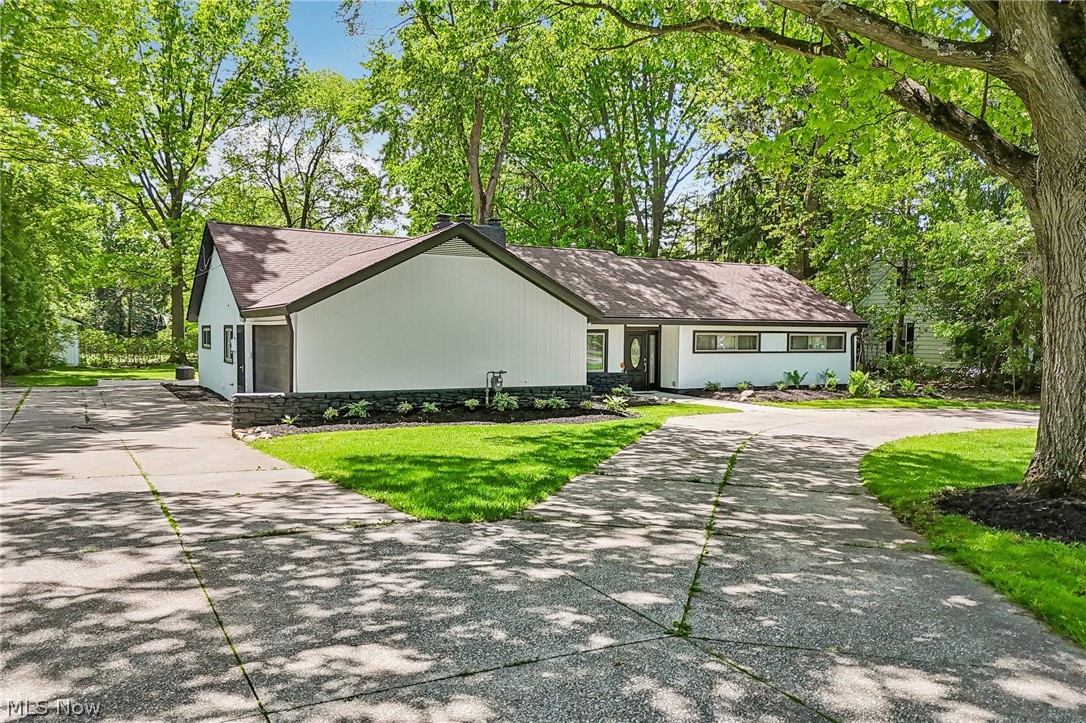 2380 Amesbury Road Akron OH 44313