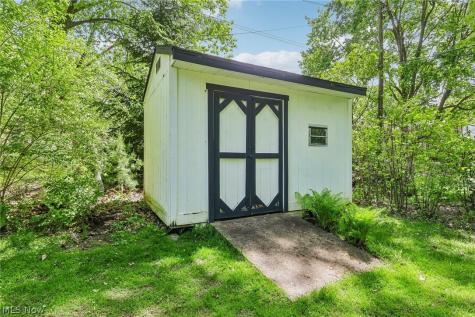 2380 Amesbury Road Akron OH 44313