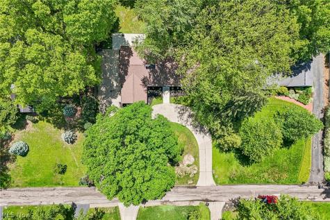 2380 Amesbury Road Akron OH 44313