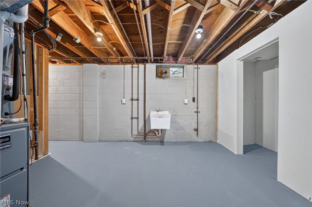 376 Susan Drive Jefferson OH 44047