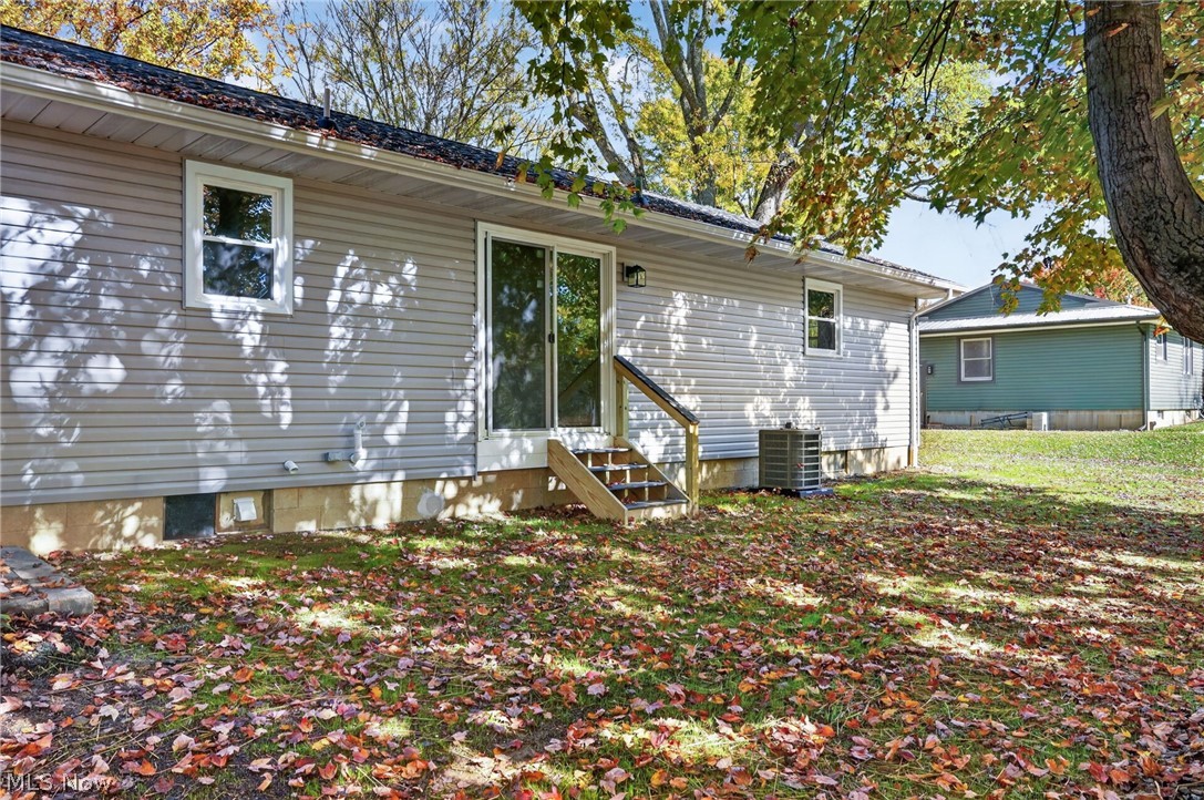 376 Susan Drive Jefferson OH 44047