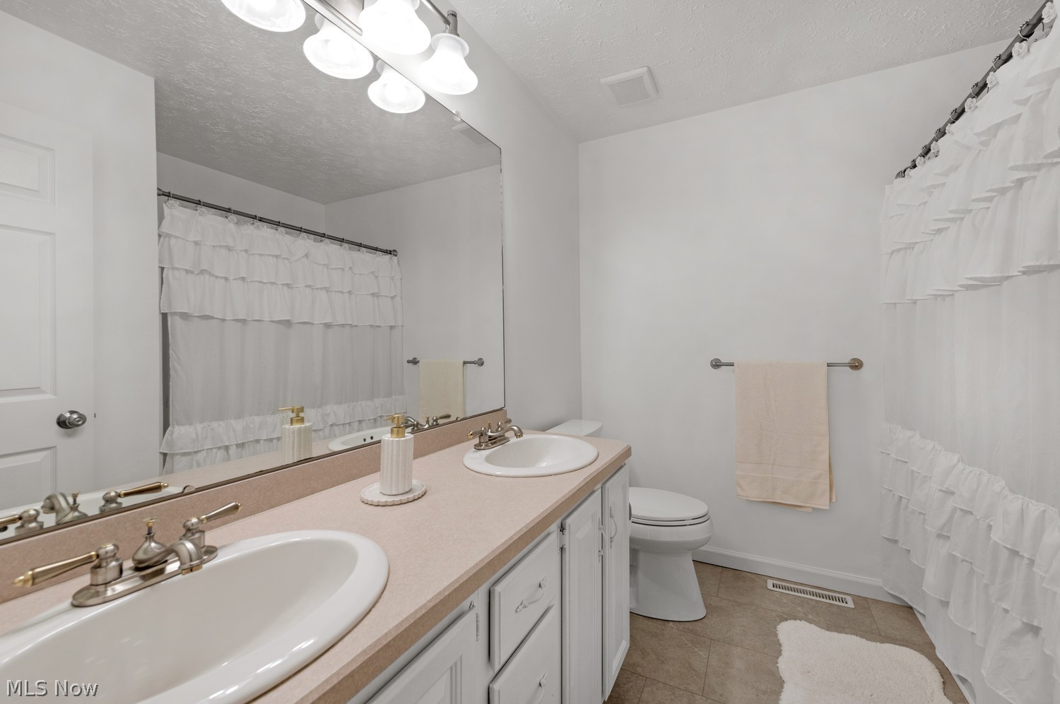 747 Firestone Drive Avon Lake OH 44012