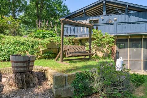 2072 Hartville Road Mogadore OH 44260