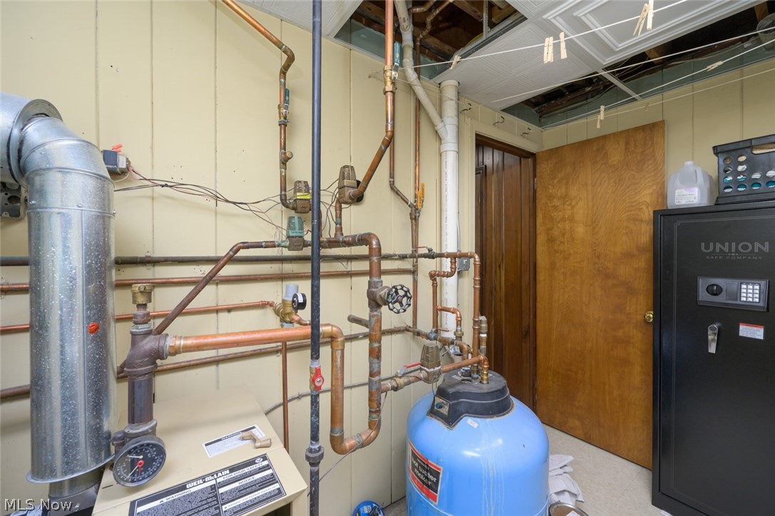 2072 Hartville Road Mogadore OH 44260