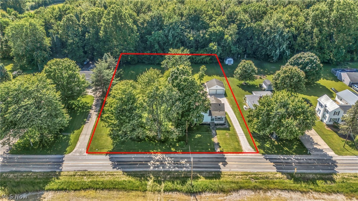 9598 Quarry Road South Amherst OH 44001