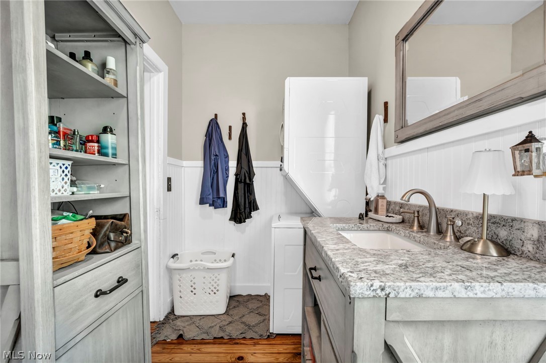 9598 Quarry Road South Amherst OH 44001