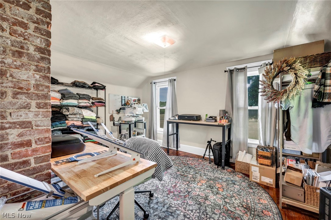 9598 Quarry Road South Amherst OH 44001