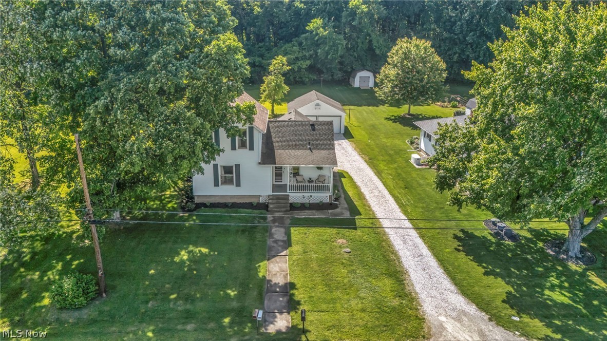 9598 Quarry Road South Amherst OH 44001
