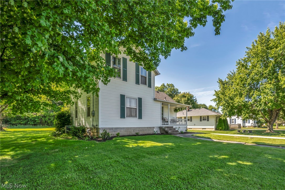 9598 Quarry Road South Amherst OH 44001