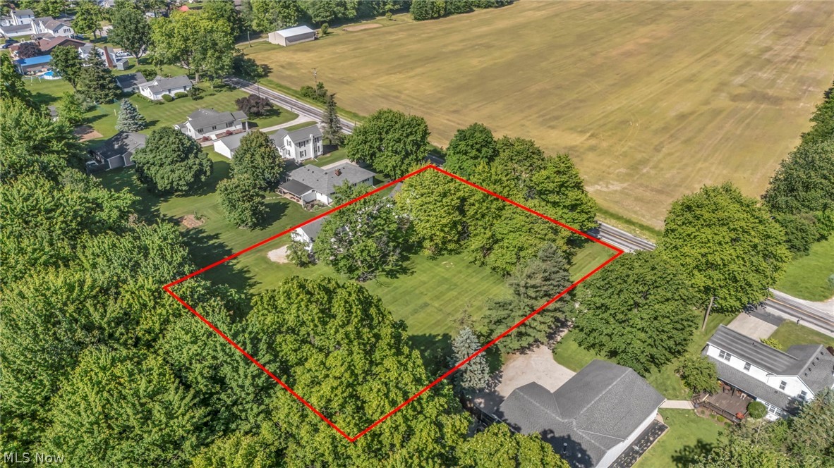 9598 Quarry Road South Amherst OH 44001
