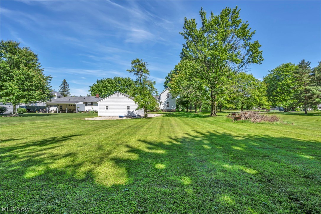 9598 Quarry Road South Amherst OH 44001