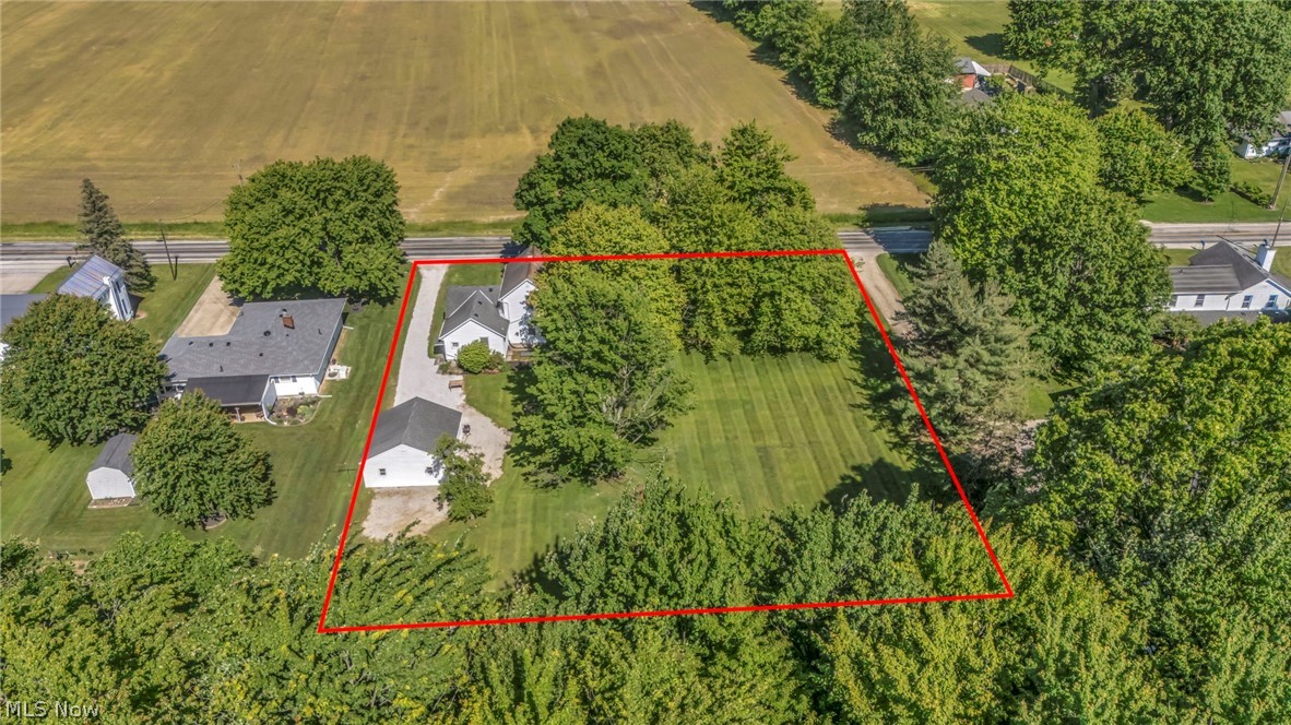 9598 Quarry Road South Amherst OH 44001