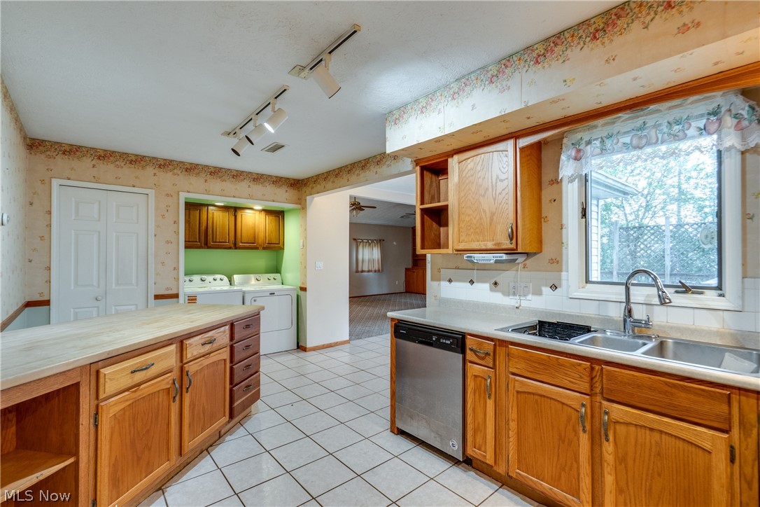 3660 Logan Circle Akron OH 44319