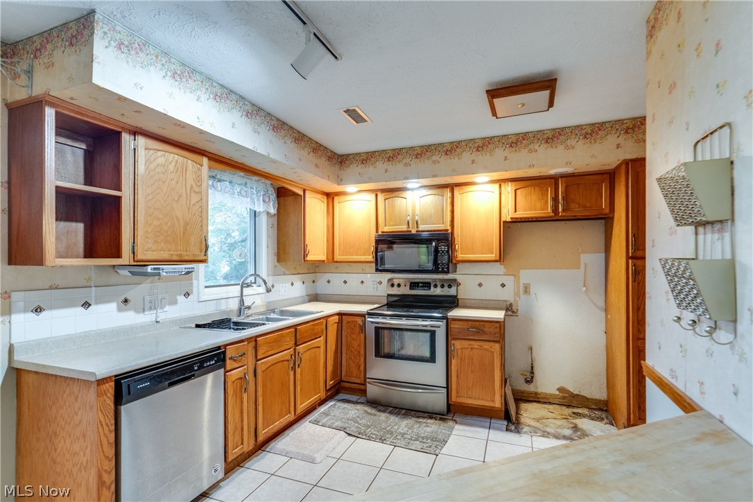 3660 Logan Circle Akron OH 44319