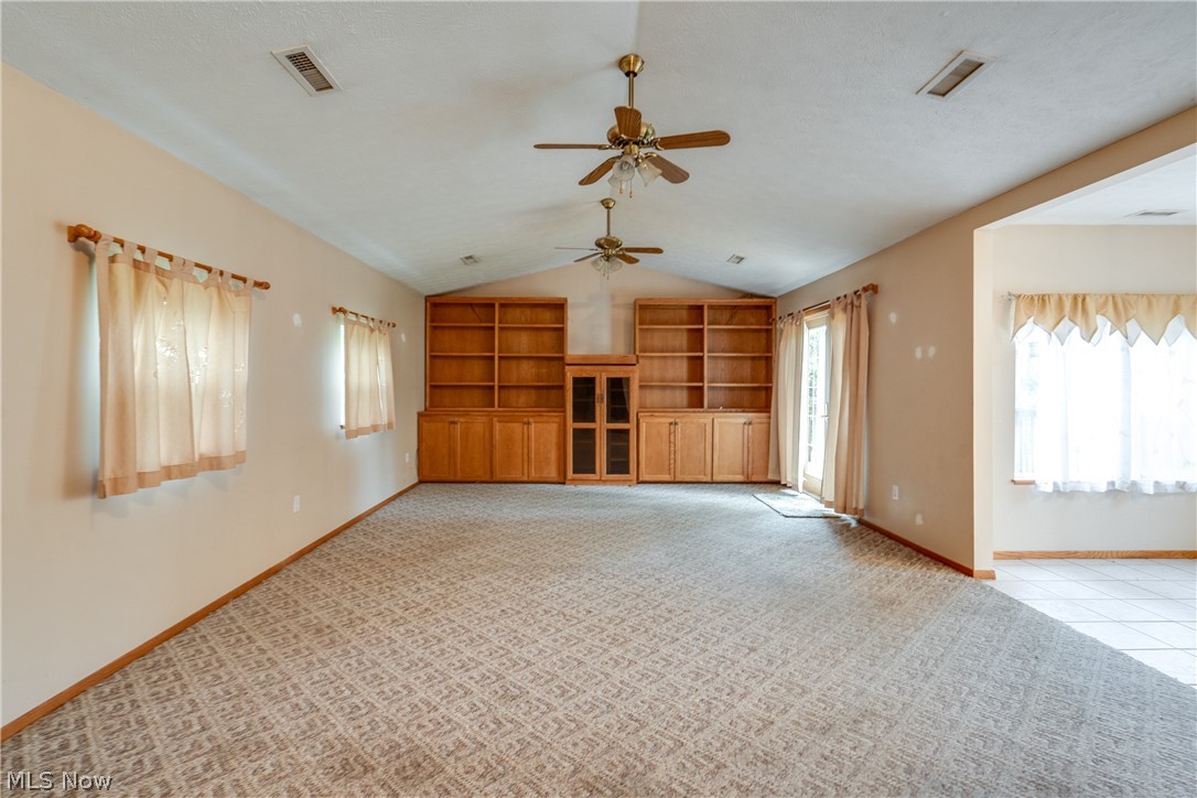 3660 Logan Circle Akron OH 44319
