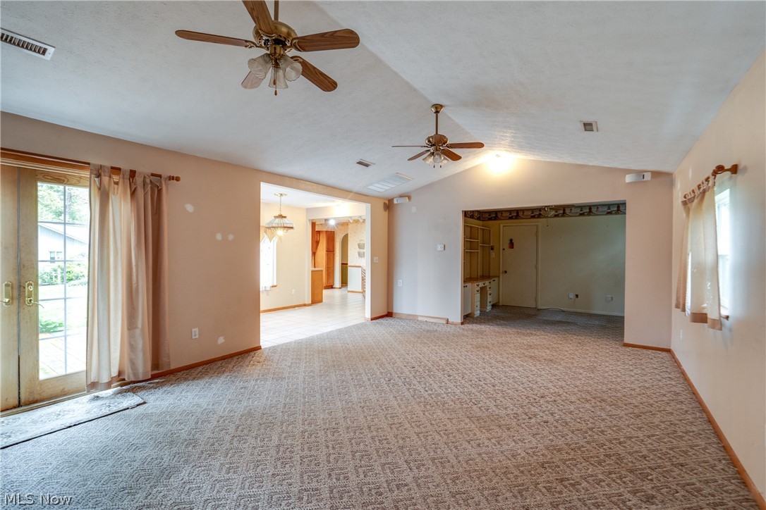 3660 Logan Circle Akron OH 44319