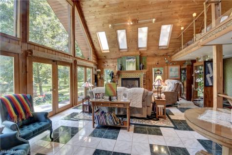 3641 Township Road 253 Glenmont OH 44628