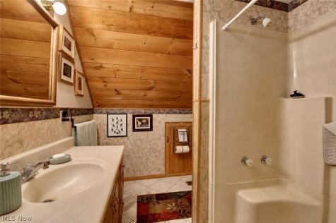 3641 Township Road 253 Glenmont OH 44628