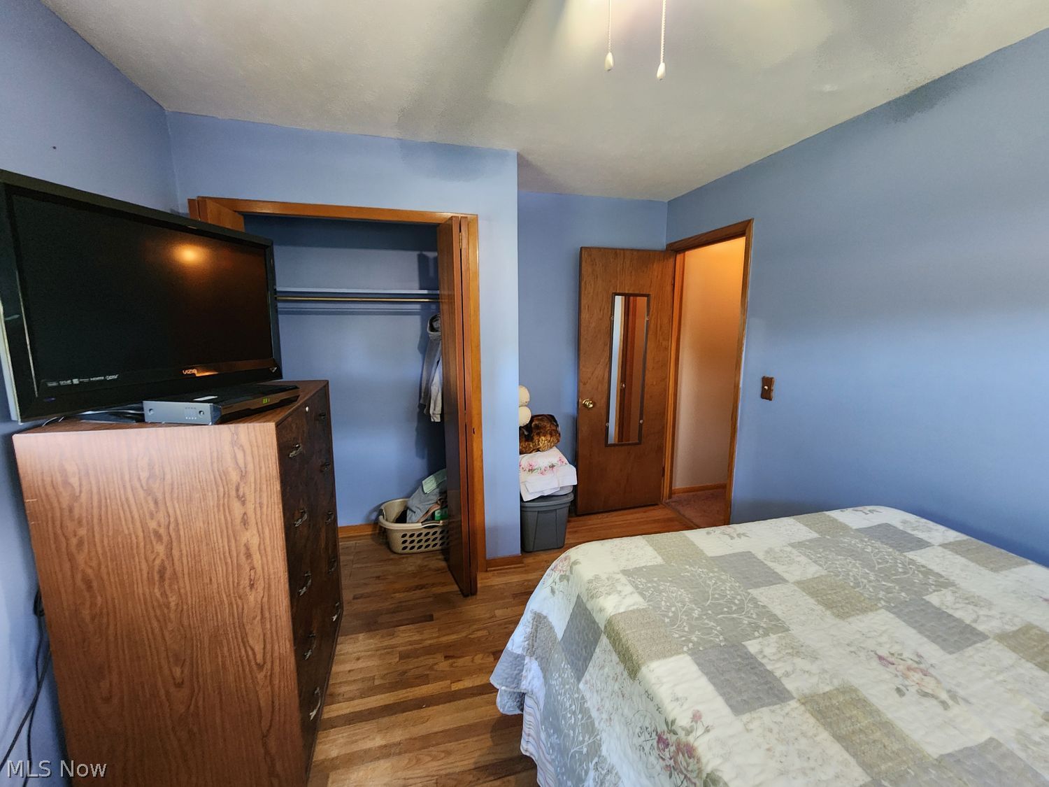 34152 Oak Knoll Street Eastlake OH 44095
