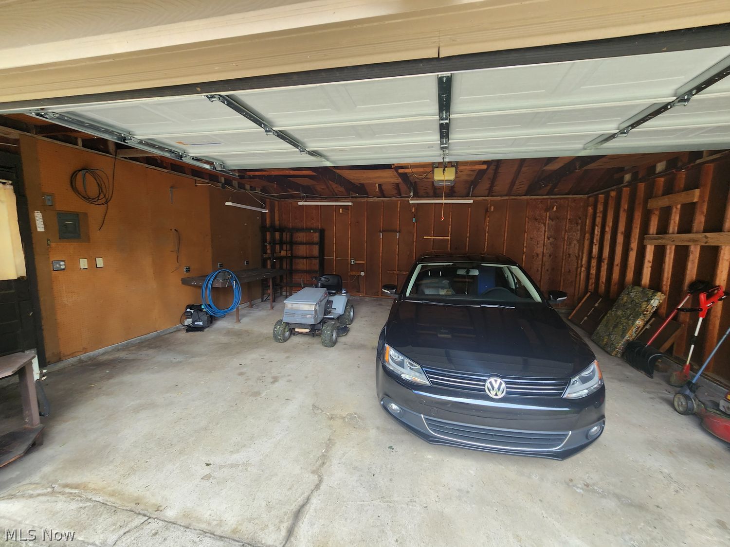 34152 Oak Knoll Street Eastlake OH 44095