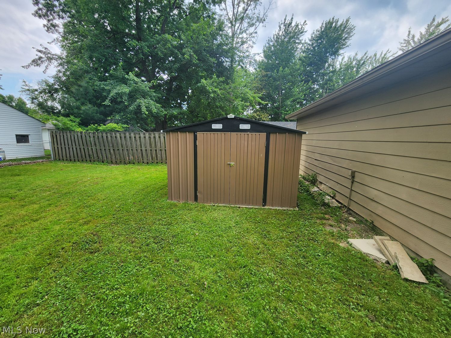 34152 Oak Knoll Street Eastlake OH 44095