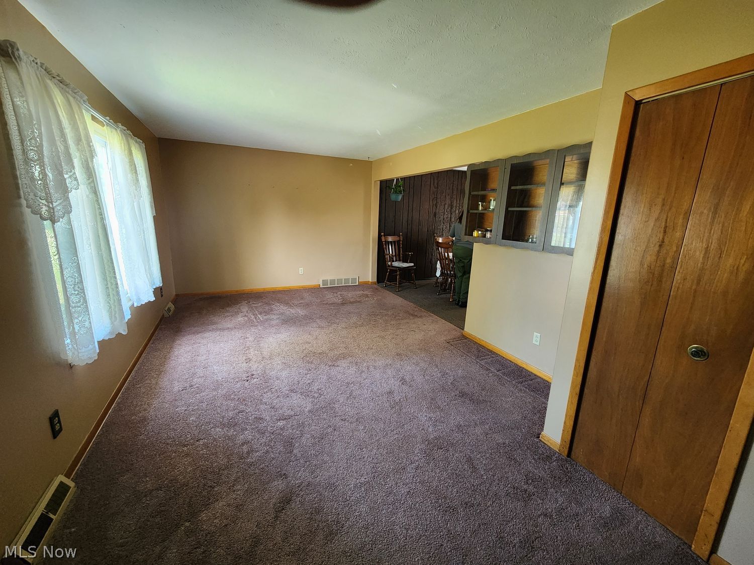 34152 Oak Knoll Street Eastlake OH 44095