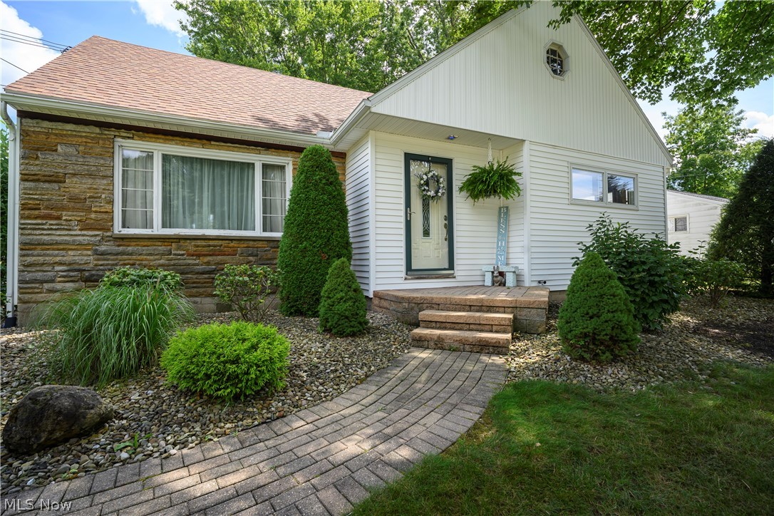 189 36th Street SW Barberton OH 44203
