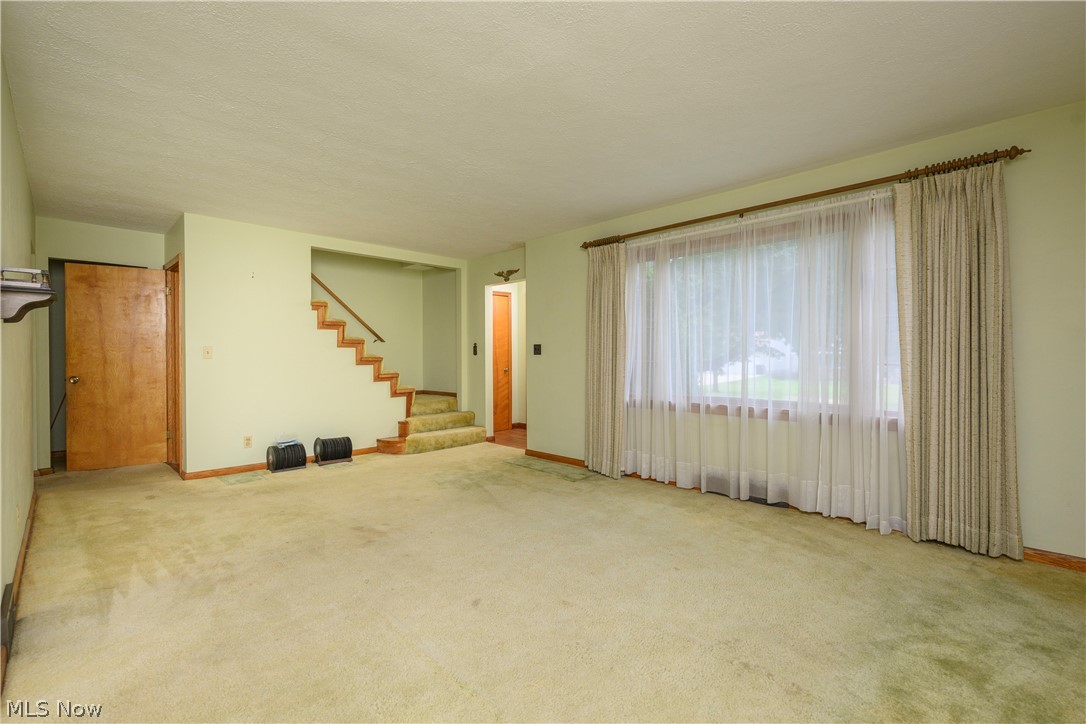 189 36th Street SW Barberton OH 44203