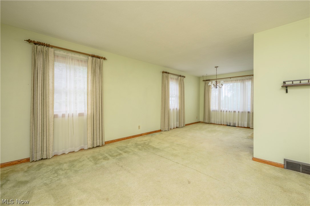 189 36th Street SW Barberton OH 44203