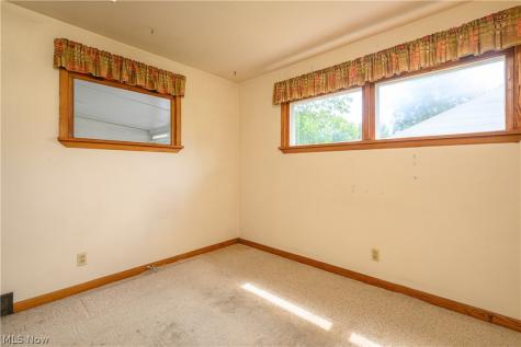 189 36th Street SW Barberton OH 44203