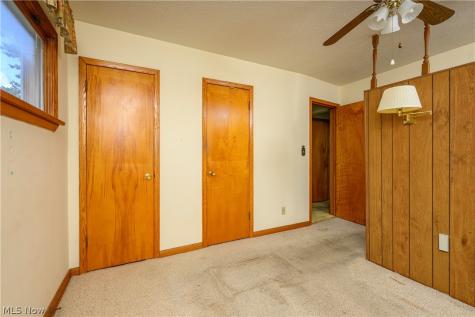 189 36th Street SW Barberton OH 44203