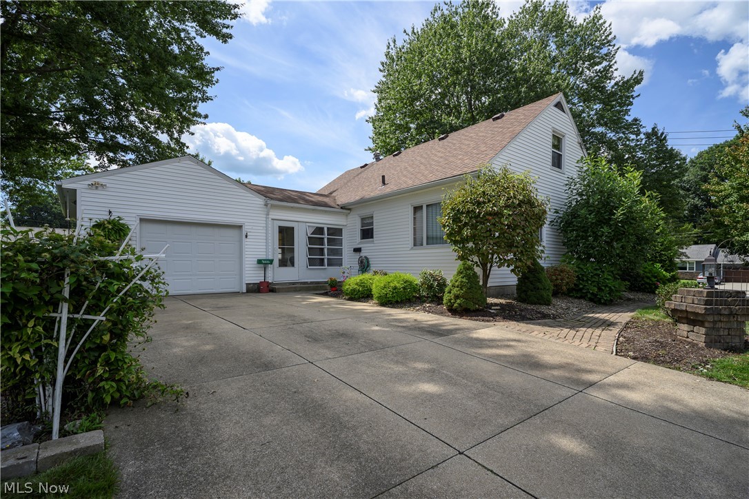189 36th Street SW Barberton OH 44203